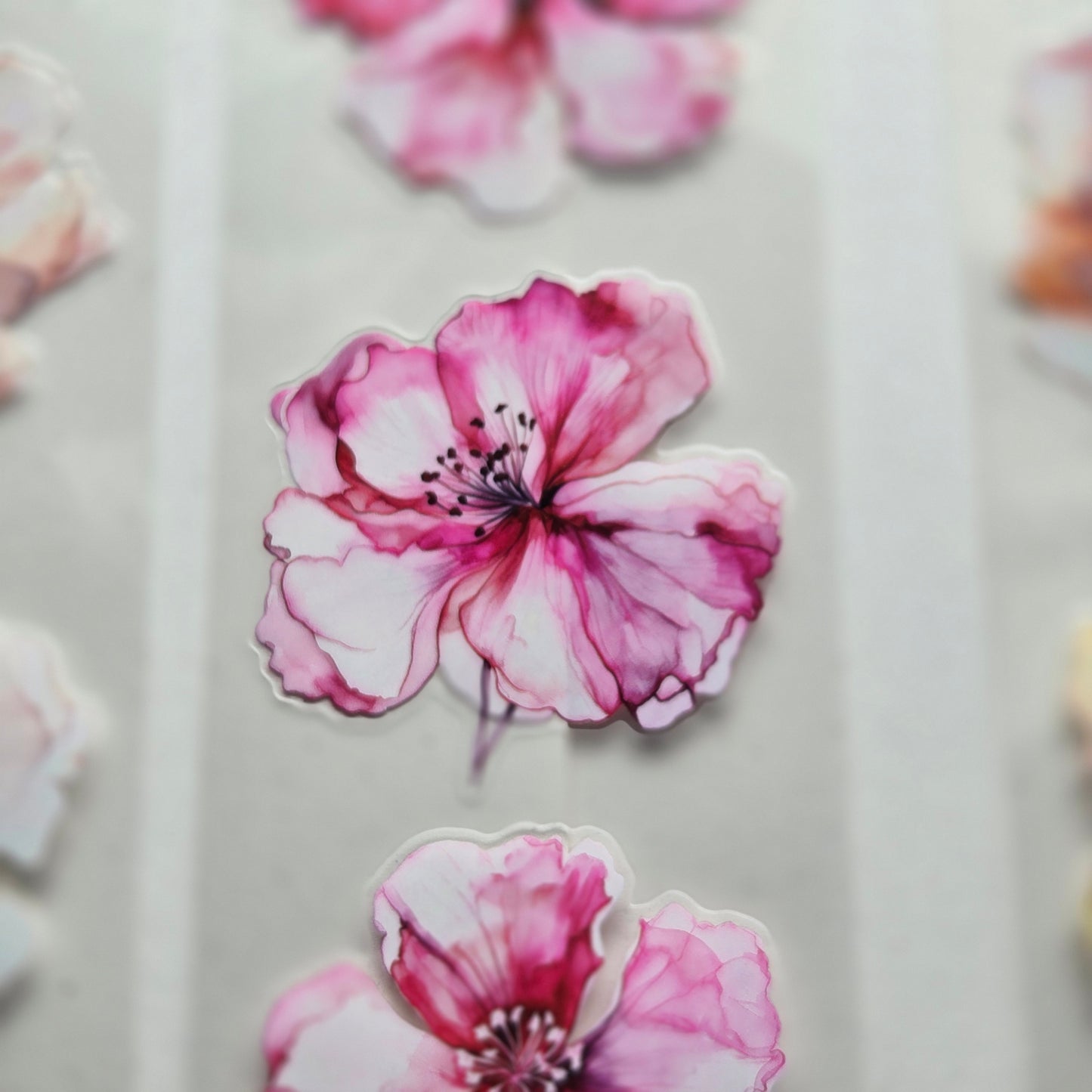London Gifties Warm Wispy Ink Flowers 6cm kiss cut PET tape