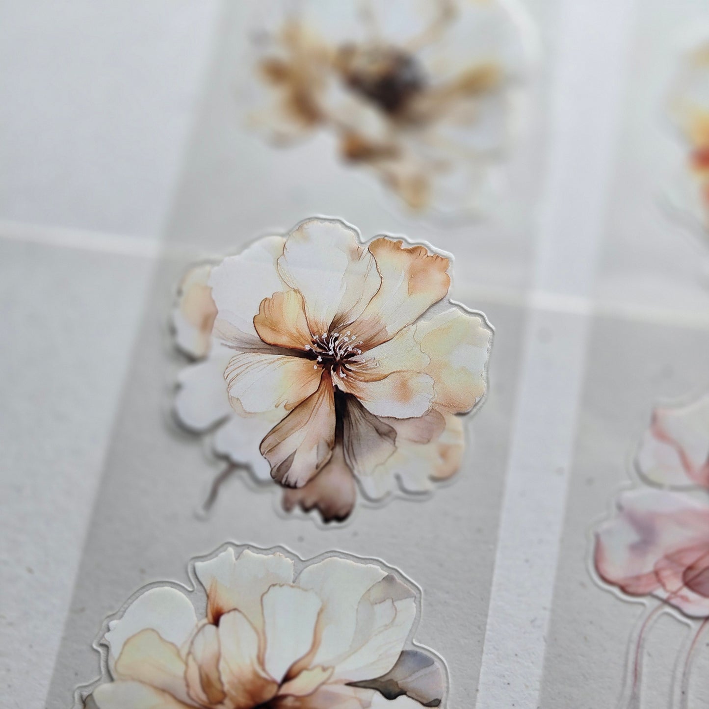 London Gifties Warm Wispy Ink Flowers 6cm kiss cut PET tape
