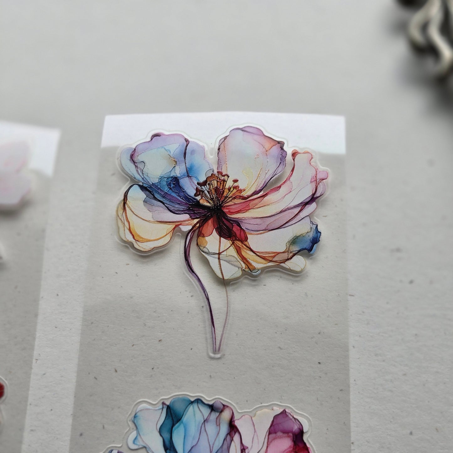 London Gifties Warm Wispy Ink Flowers 6cm kiss cut PET tape