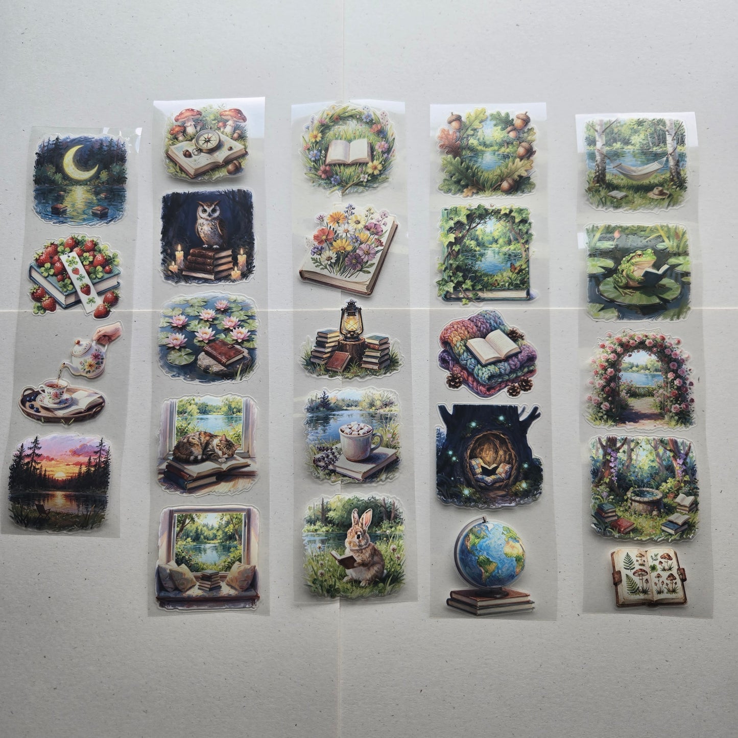London Gifties Summer Village Reading Time 6cm kiss cut PET tape
