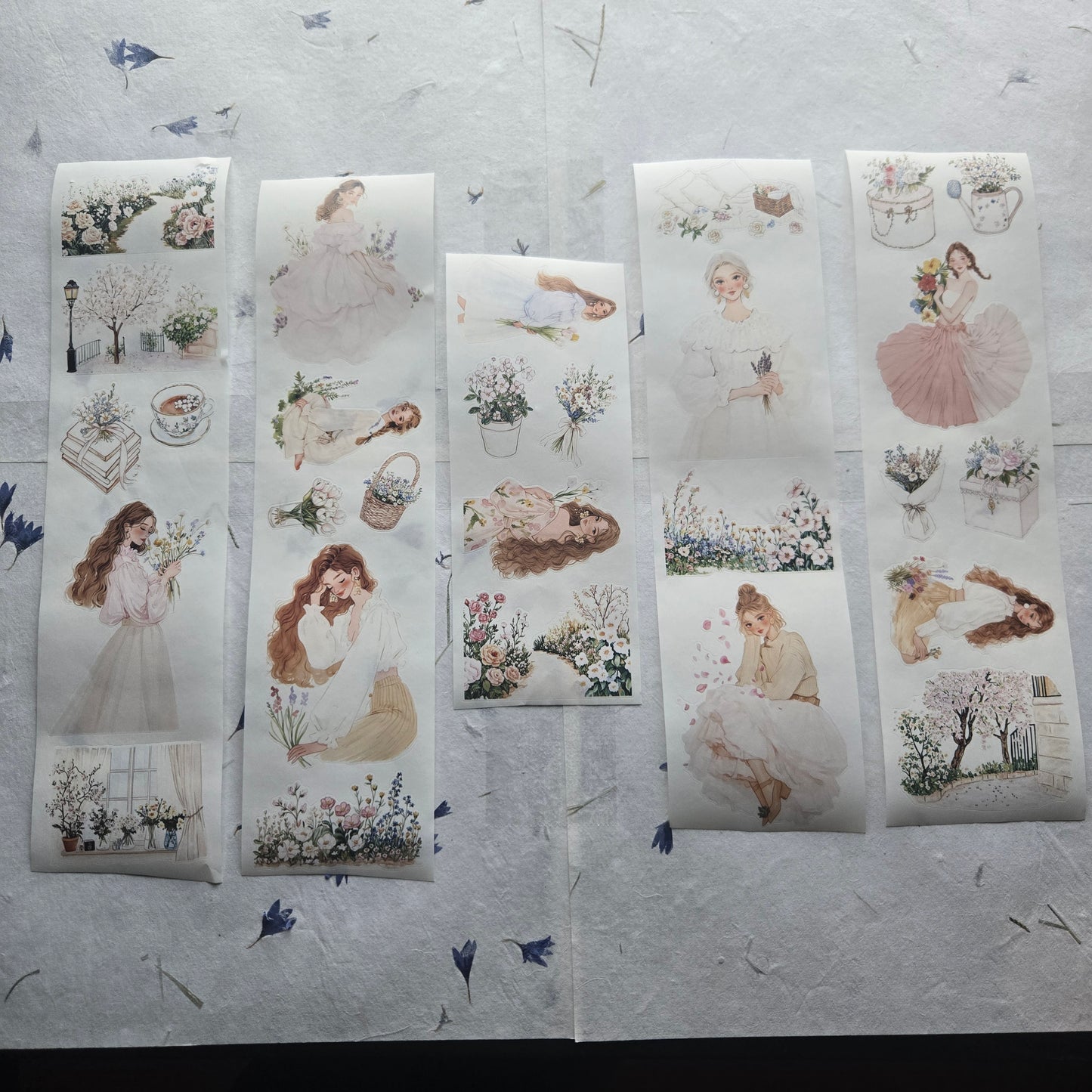 London Gifties Floral Notes of Lifestyle kiss-cut raised 3D gloss 7cm wide
