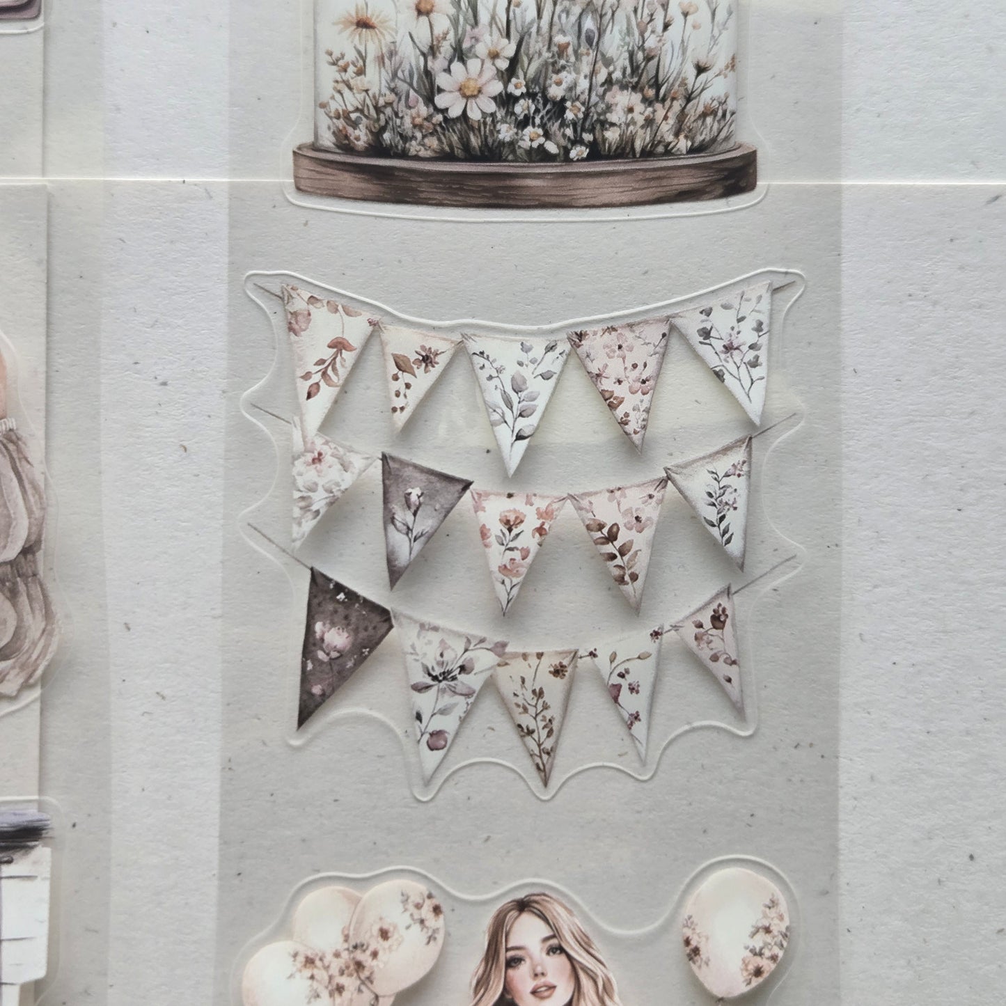London Gifties Gentle Beige Early Florals 6cm kiss cut PET tape