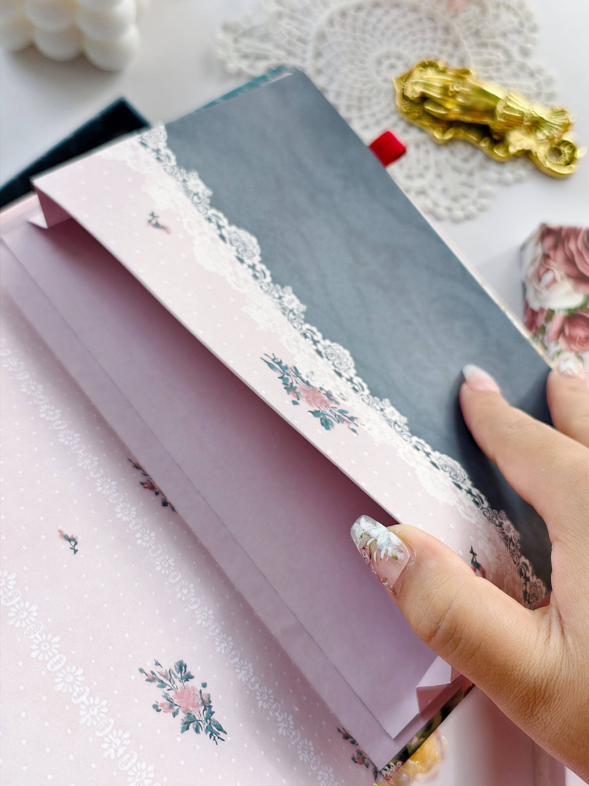 Romantic All Booked Up Reading Journal | A5 | 120 gsm