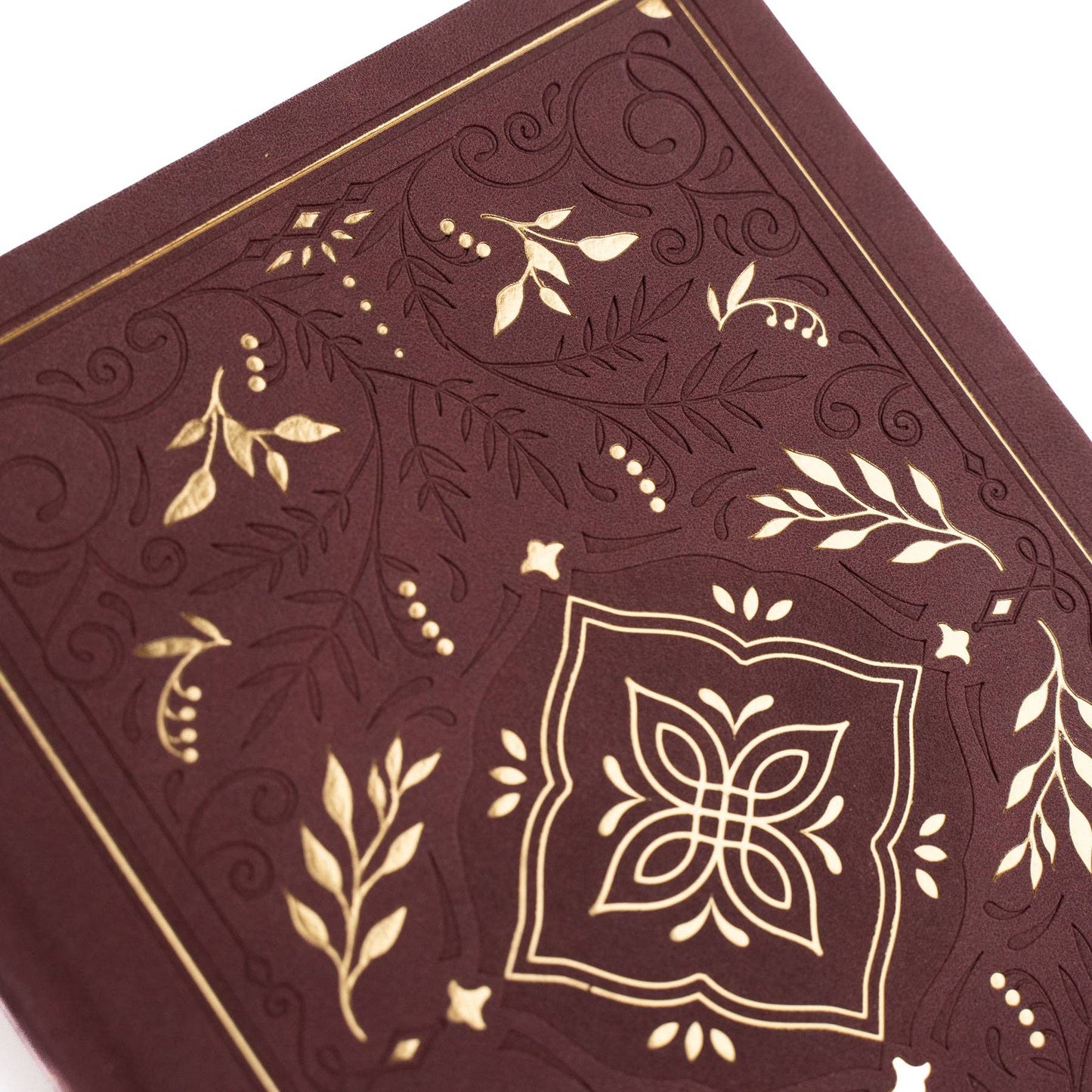 Storybook in Plum Notebook: Dot Grid / A5: 192 Pages