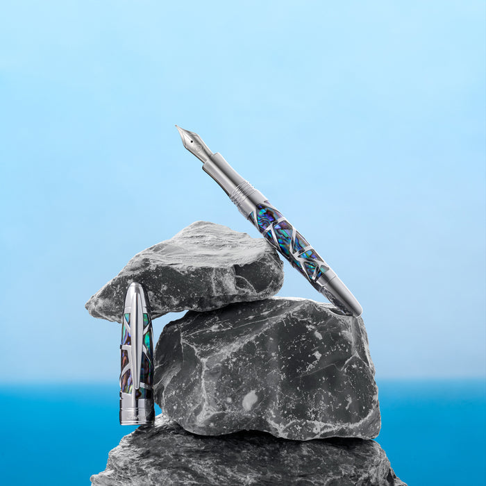 Laban Oceana Silver Fountain Pen detail